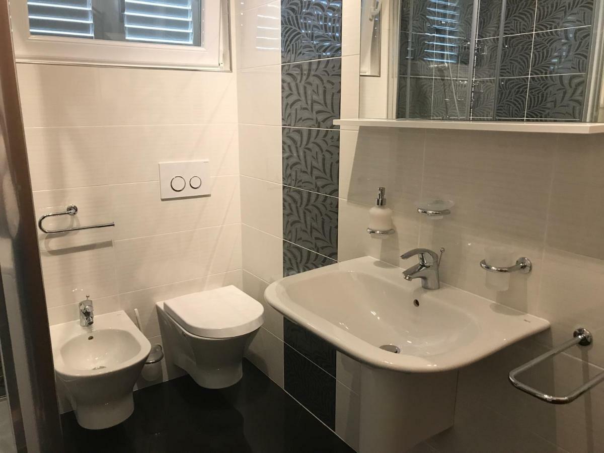 Vila Rojana Βόντιτσε Εξωτερικό φωτογραφία